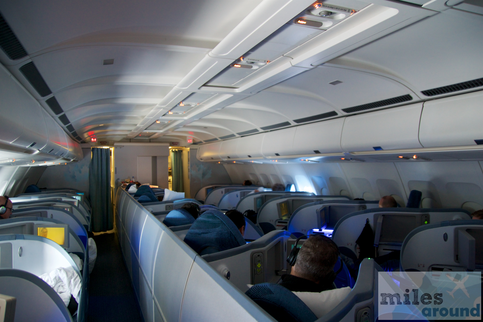 Air Canada Jet Airbus A330 300 Business Class - Image to u