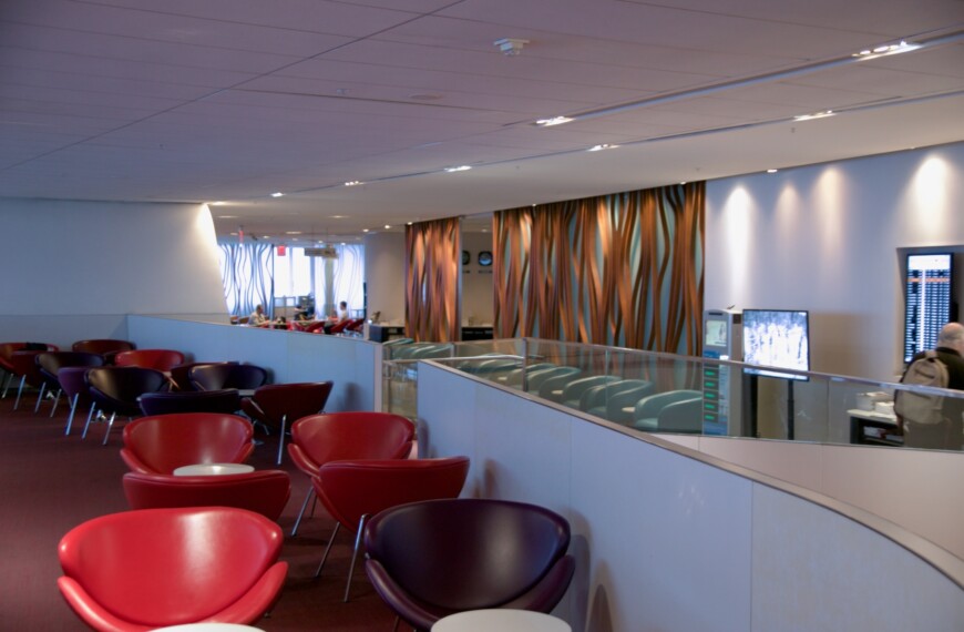 Air Canada Maple Leaf Lounge Toronto Transborder